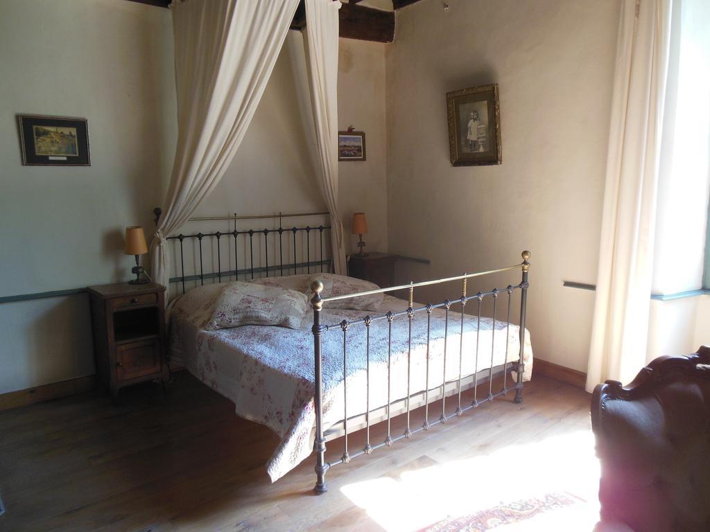 Auberge Lion D'Or Saint-Antonin Δωμάτιο φωτογραφία